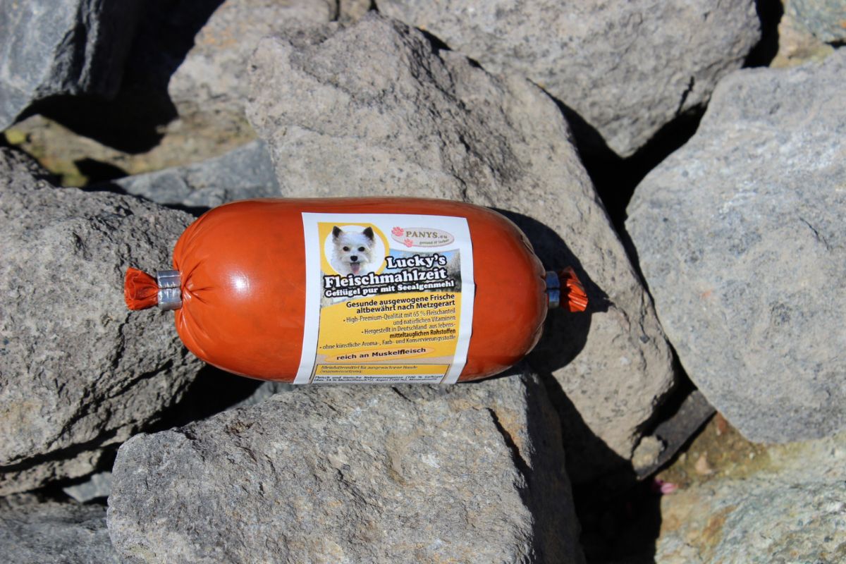 Luckys Fleischmahlzeit